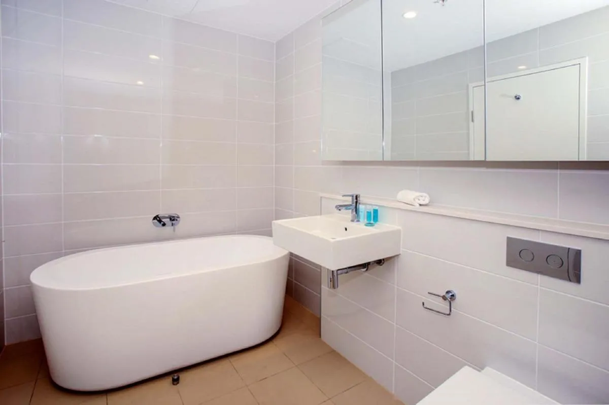 Image 6 of Moore to See – Modern and Spacious 3BR Zetland Apartment with Views over Moore Park