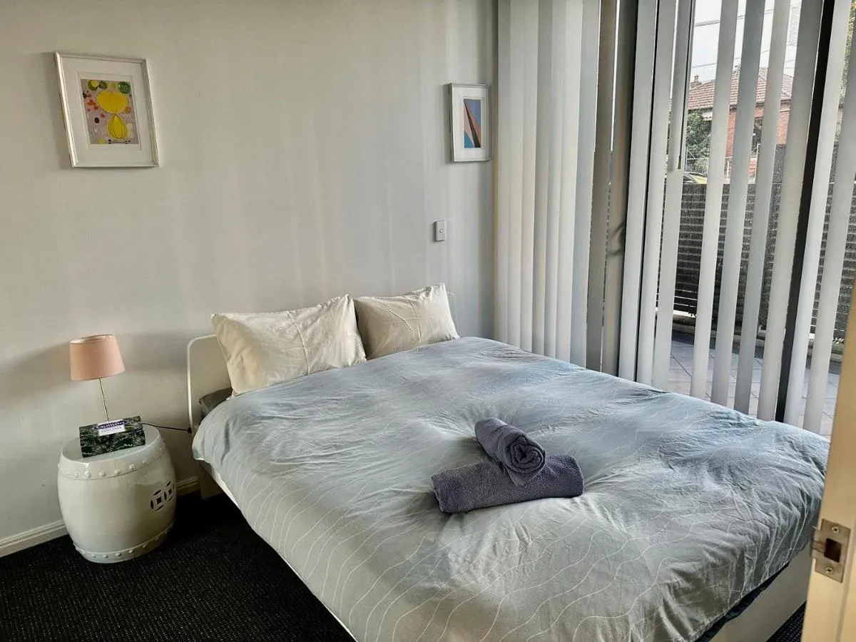 Image 1 of New Comfy stylish Apt in Rhodes Next to train n shopping center