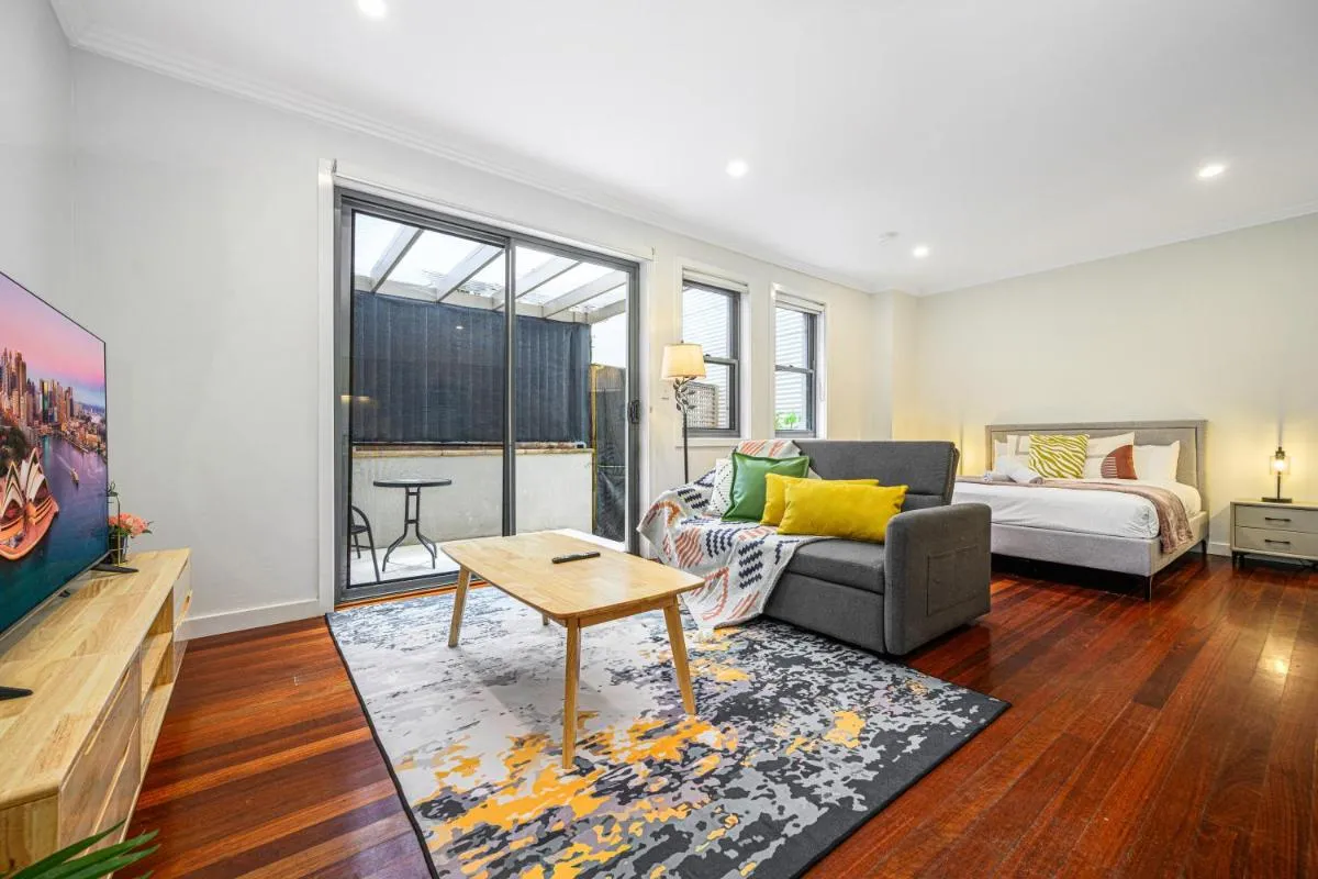 Image 1 of Newtown sweet 1Br close to UnivTrainHospital