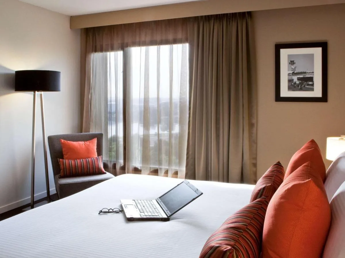 Image 4 of Novotel Sydney International Airport