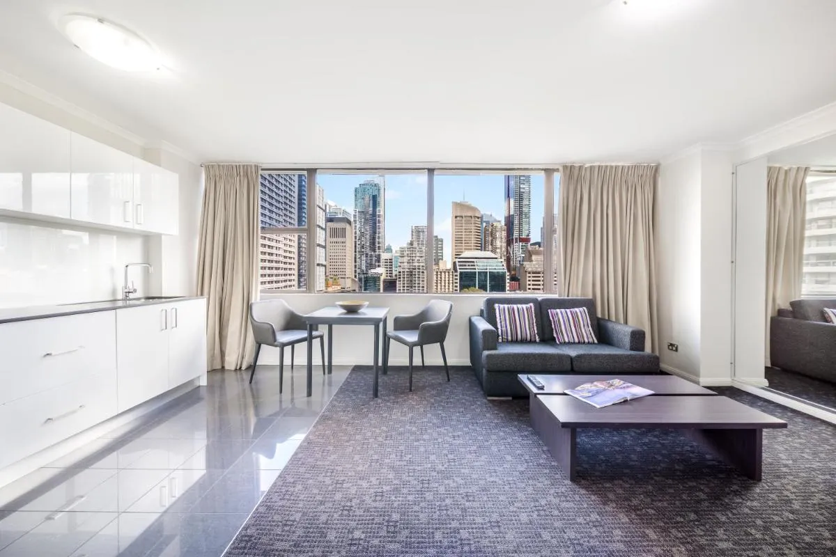 Image 4 of Oaks Sydney Hyde Park Suites