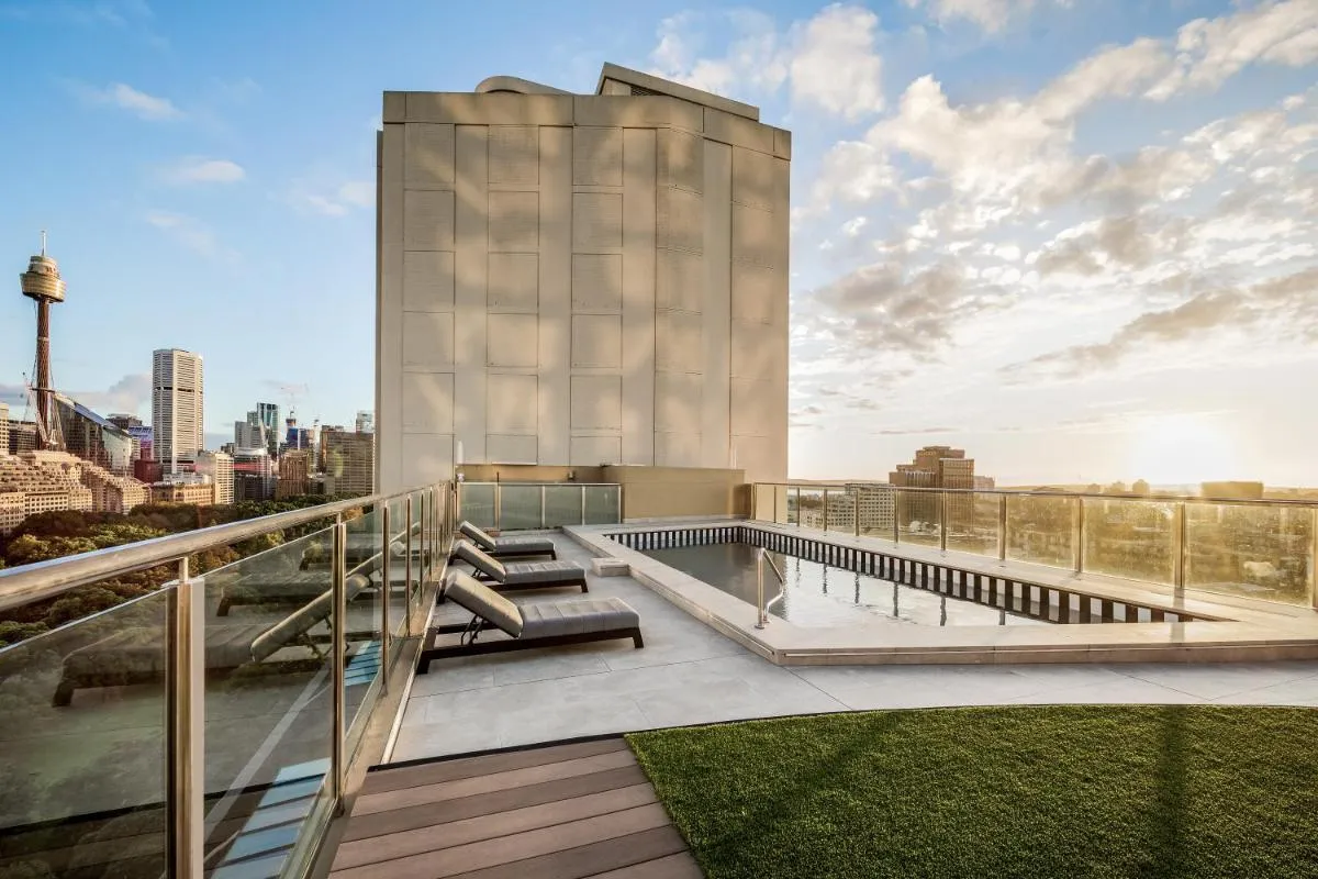 Image 2 of Oaks Sydney Hyde Park Suites