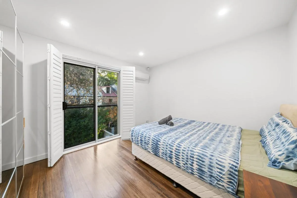 Image 4 of Oasis 4Br House & Darling Harbour & CBD & Chinatown & Fish Market & Casino