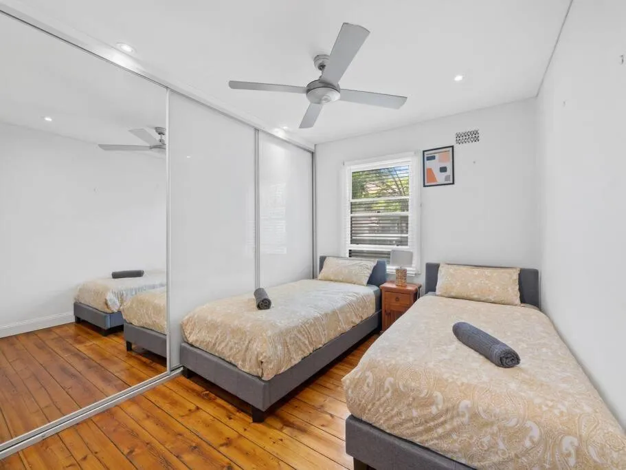 Image 5 of Quaint Aussie 2Br plus 1 loft – Casino & ICC & Chinatown & Darling Harbour & Fish Market