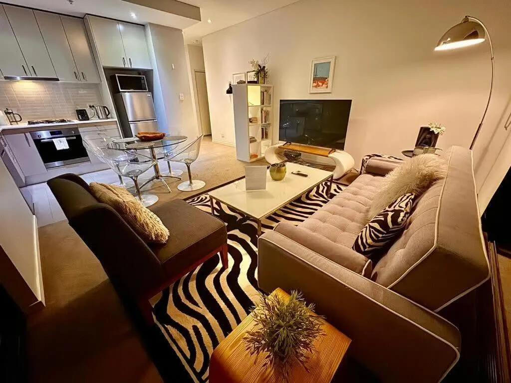 Image 4 of Redfern One Bedroom Apartment with Views