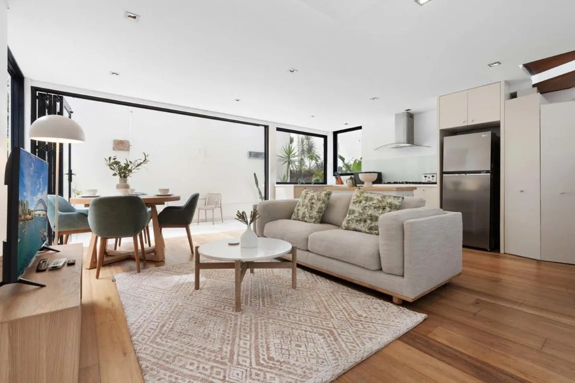 Image of Relaxed Beachside Townhouse