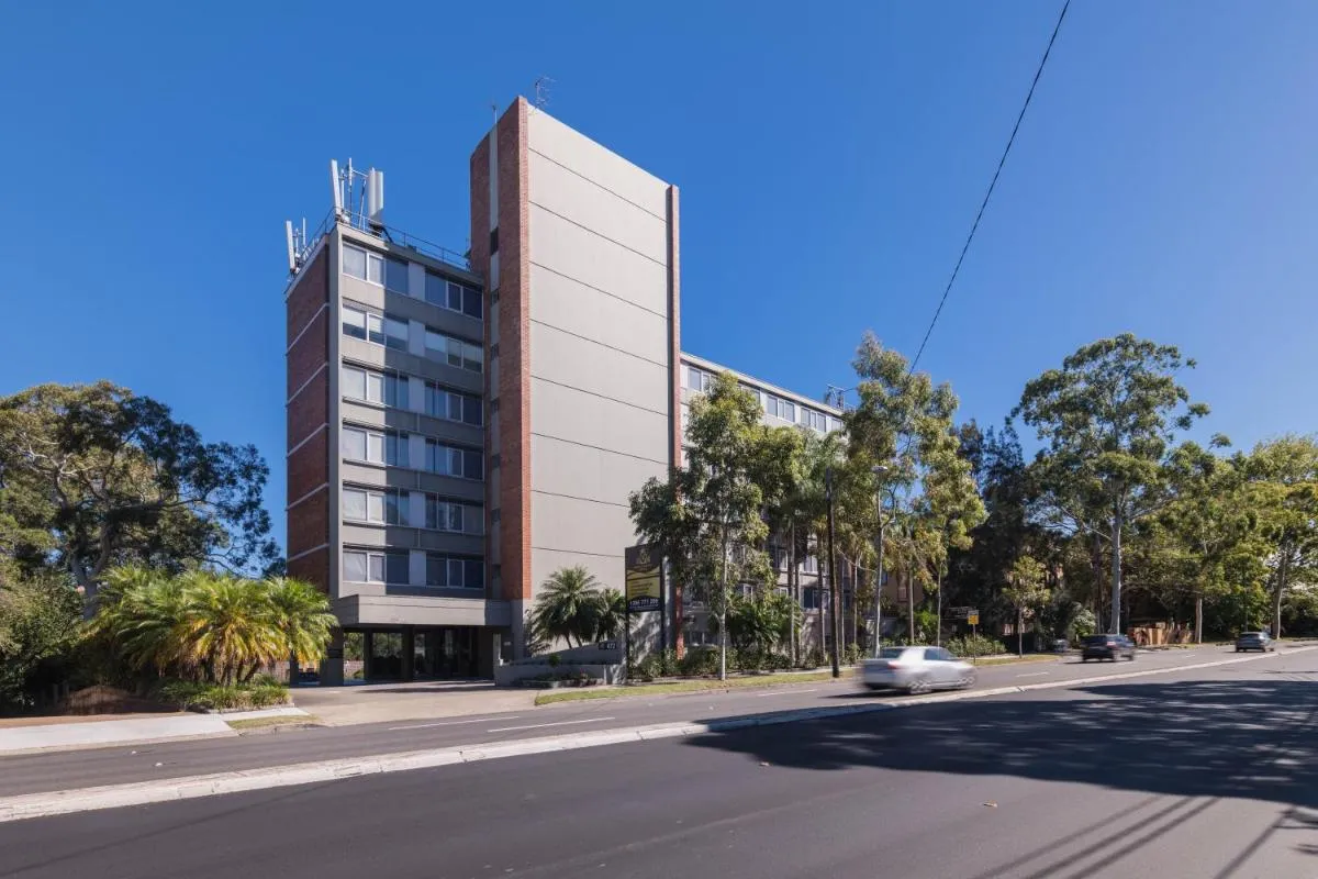 Image 4 of Royal Pacific Hotel