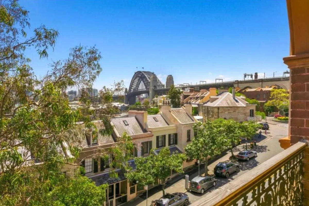 Image 5 of STUNNING SYDNEY HOME 4