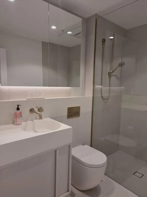 Image 3 of Sapphire Royale Suite in Macquarie Park
