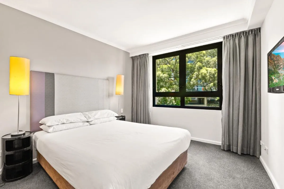 Image 1 of Sleek 1-Bed by Jubilee Park with Rooftop Pool