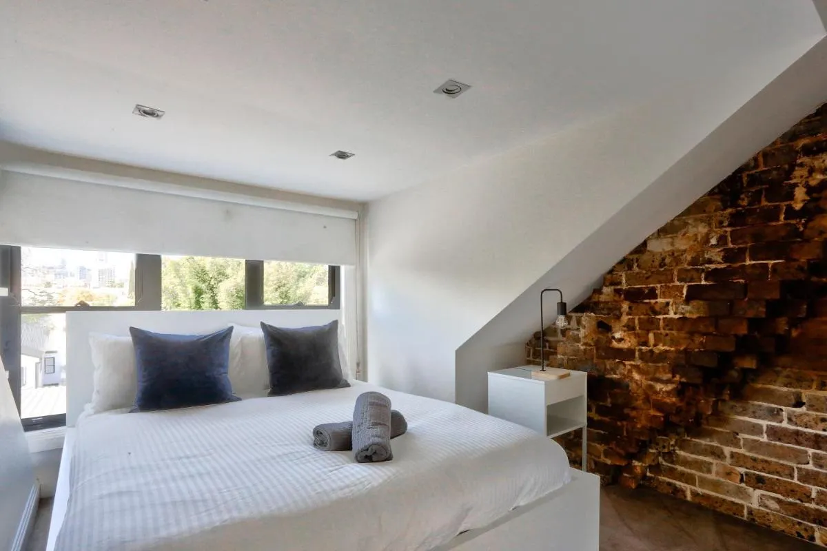 Image 1 of Spacious 3 Bedroom House Glebe with 2 E-Bikes Included