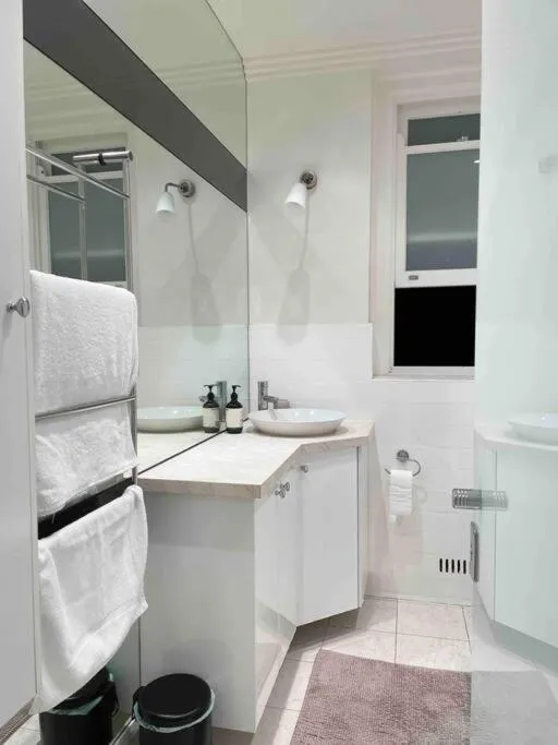 Image 4 of Stylish apartment in the heart of Potts Point