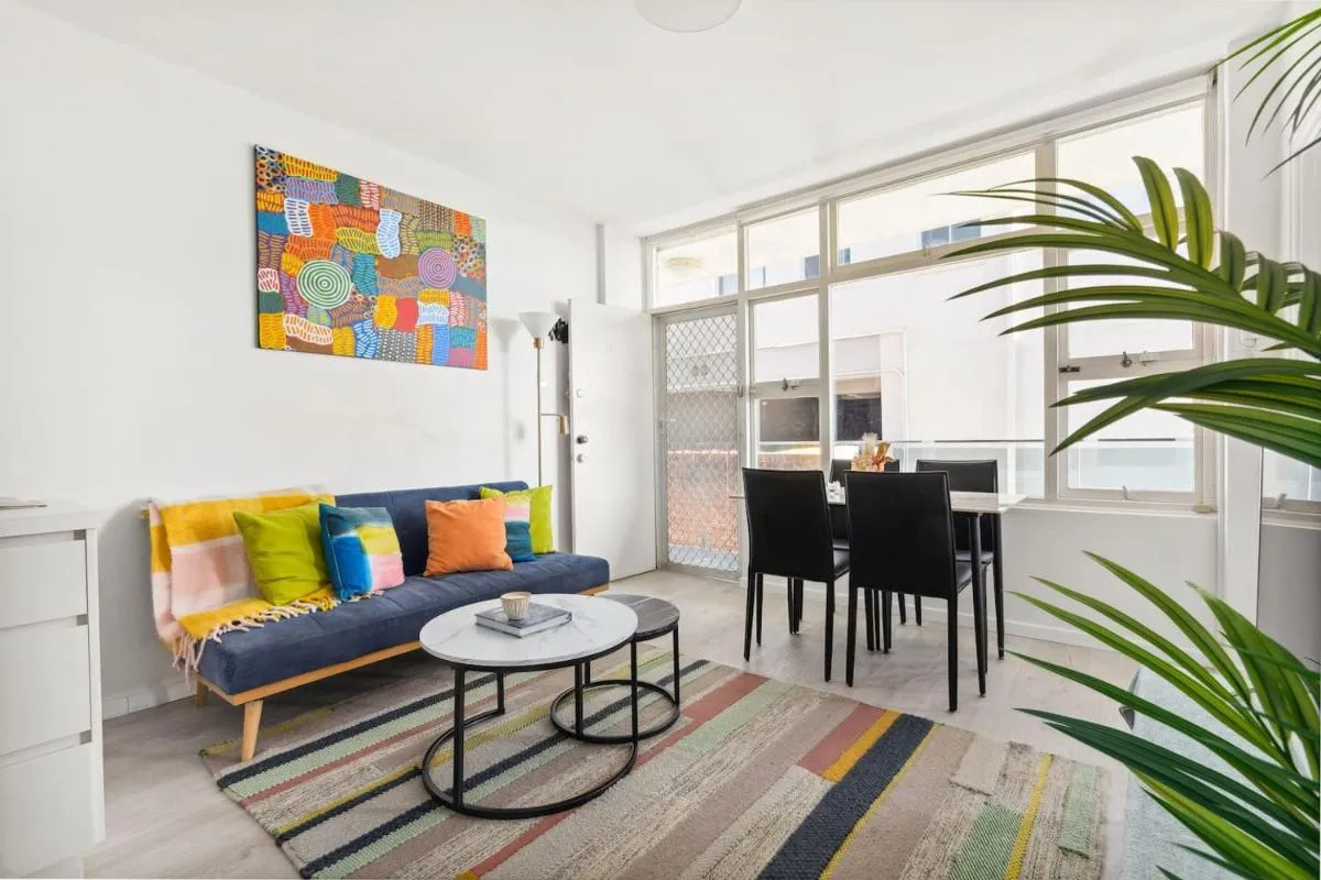 Image 3 of Sundeck Surfscape – Upbeat Beachside Living in Bondi