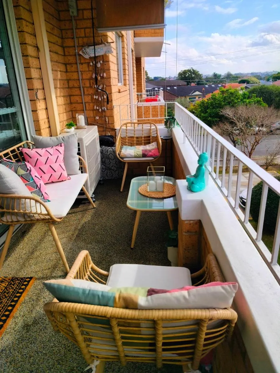 Image 3 of Sunny 2 bed Restaurants beach at door Pets O.K