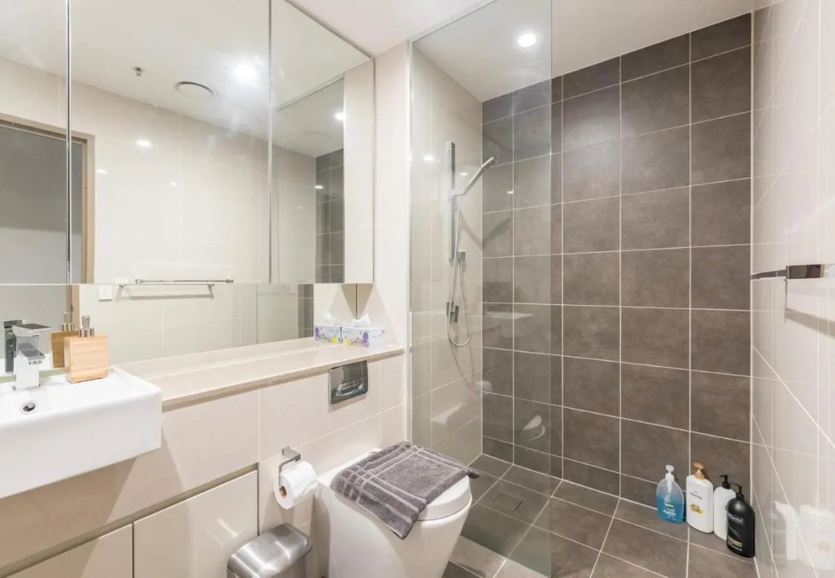 Image 2 of Sydney CBD Modern 2 bedroom Apartment
