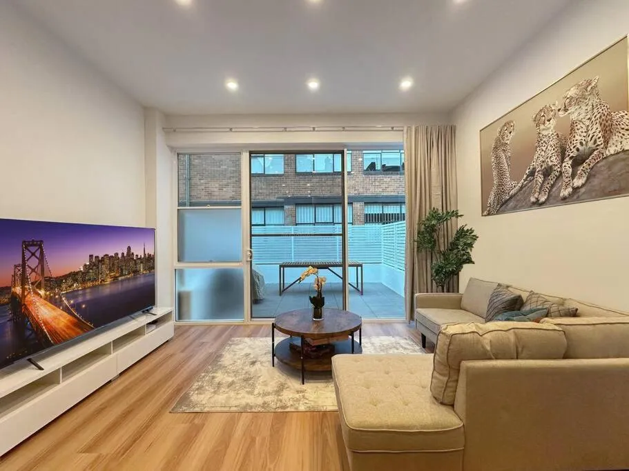 Image of Sydney CBD Newly Renovated Large Terrace