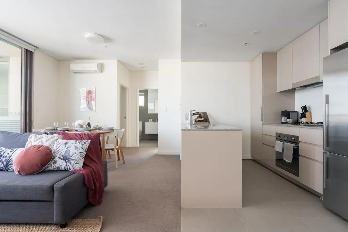 Image 4 of ‘The Peak’ Resort-style Balcony Abode in the Metro