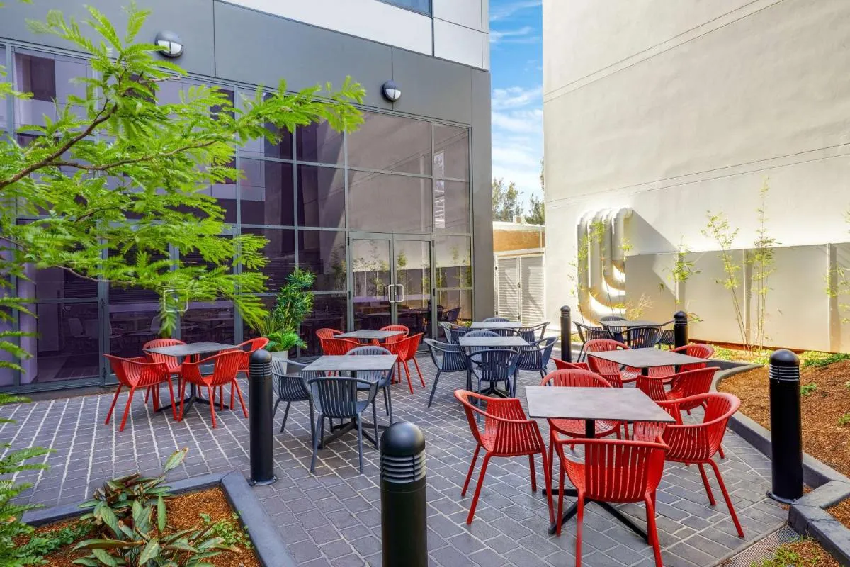 Image 5 of Travelodge Hotel Sydney Airport