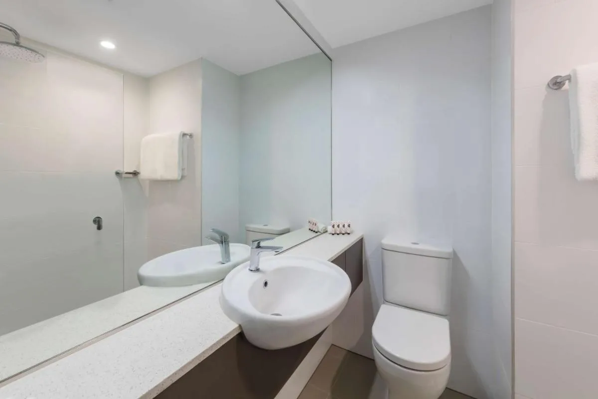 Image 2 of Travelodge Hotel Sydney Airport
