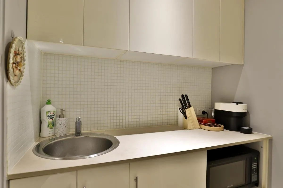 Image 4 of Vintage Charm Oasis – CBD Living with Parking