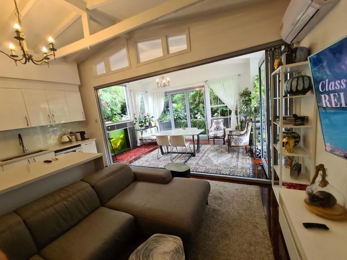 Image 3 of Vista Unit + Bamboo House Close to the City & Airport & Train station and Brighton Le Sands Beach