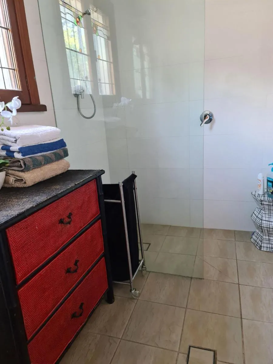 Image 2 of Vista unit Close to the City & Airport & Train station and Brighton Le Sands Beach