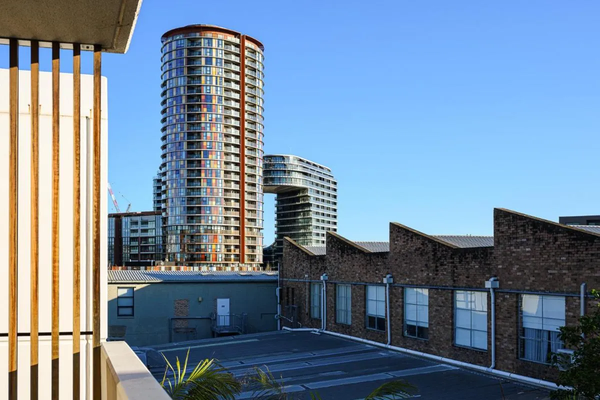 Image 5 of Waterloo 2Br town close to Train Shopping