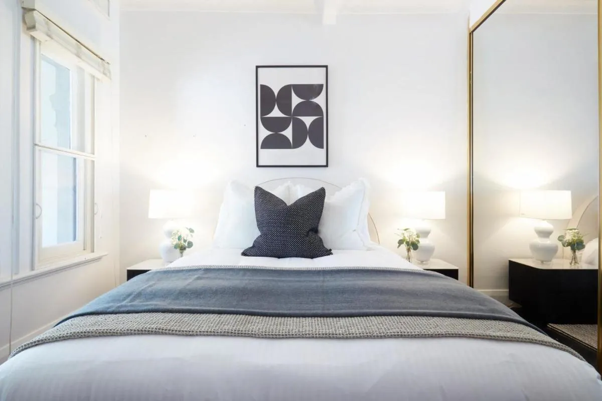 Image 6 of Woollahra Contemporary