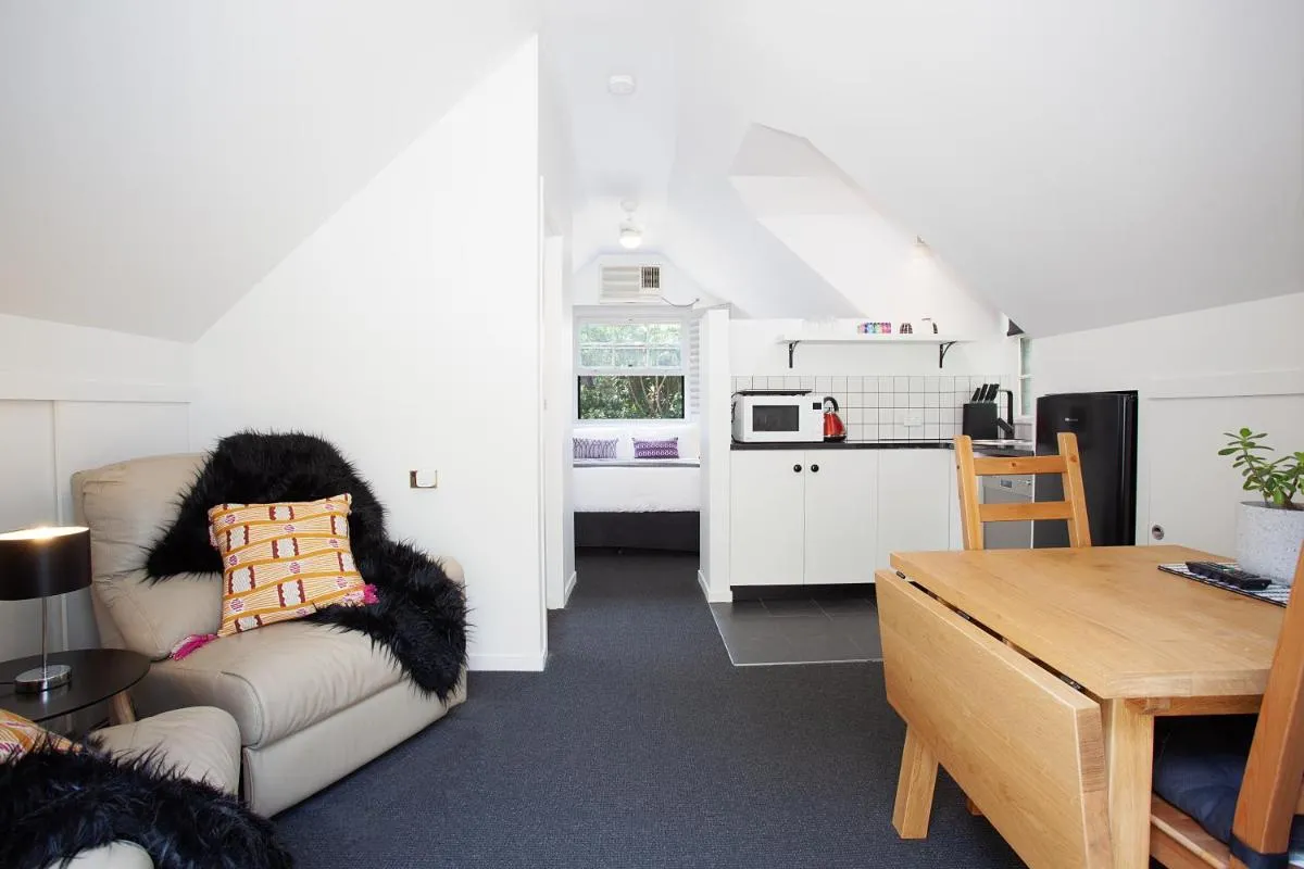 Image 3 of Woolwich Studio Bliss, Private Oasis by the Water