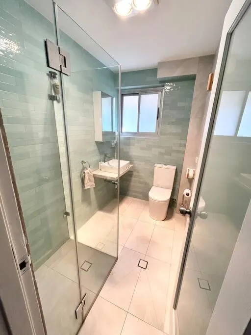 Image 3 of entire flat, quiet, close to:beaches, airport, CBD