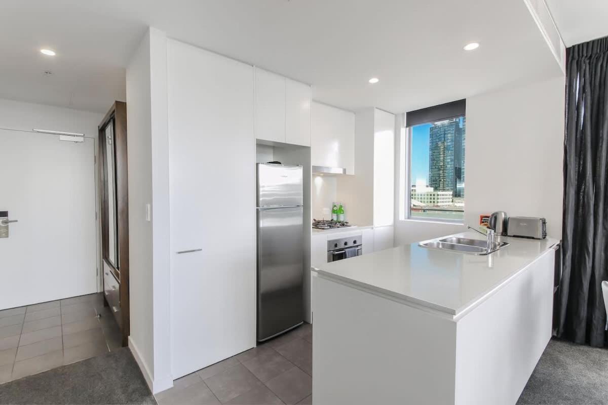 Image 5 of 2 beds luxury apartment in the heart of chatswood12