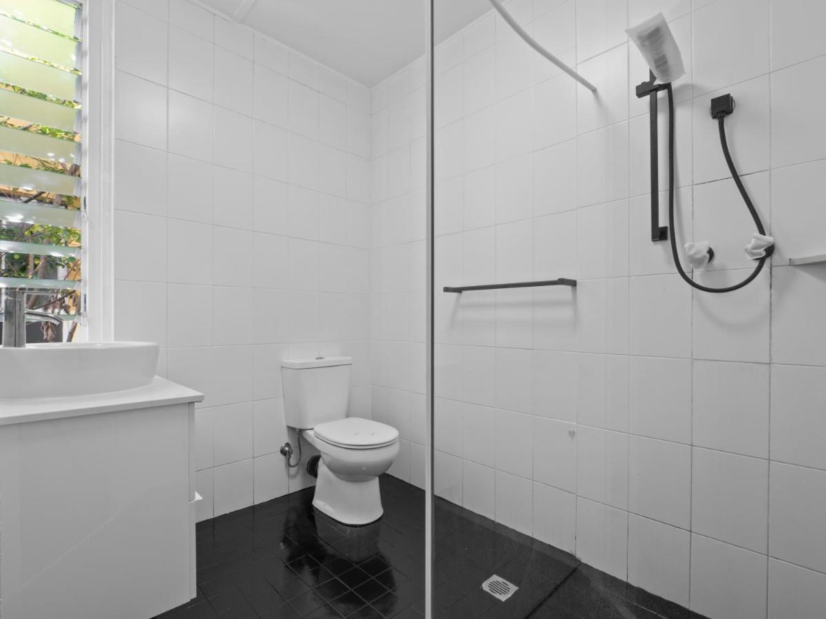 Image 5 of AZZURO POD HOTEL – Potts Point