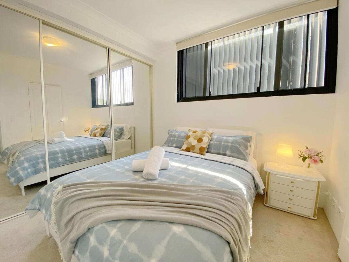 Image 6 of A Cozy 2B2B Apartment near Airport & Train Station