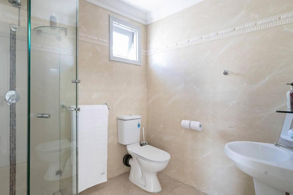 Image 2 of Amazing Views – 3 Bed Malabar