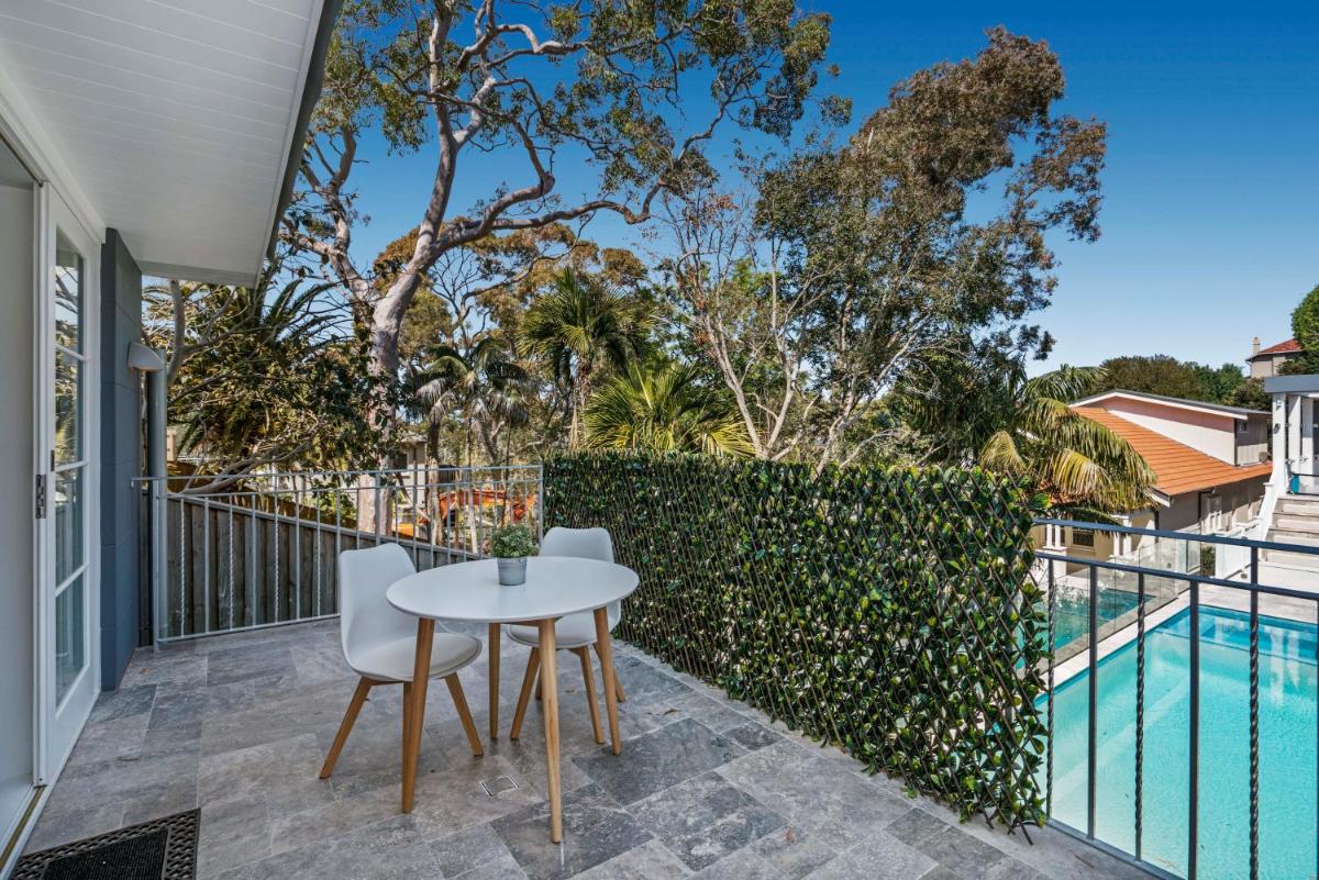 Image 2 of Balmoral Cabana – large terrace & 150m to beach