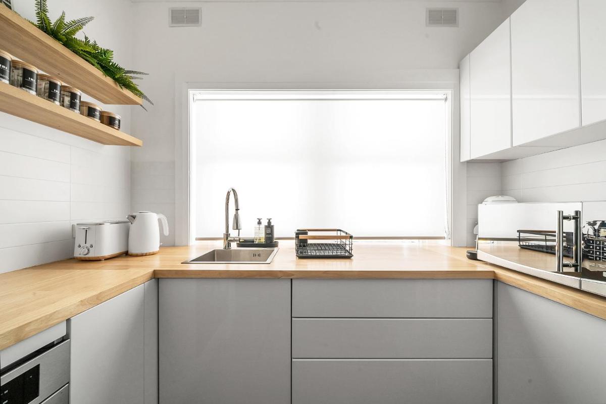 Image 2 of Beachfront Luxury Studio in Bondi Beach