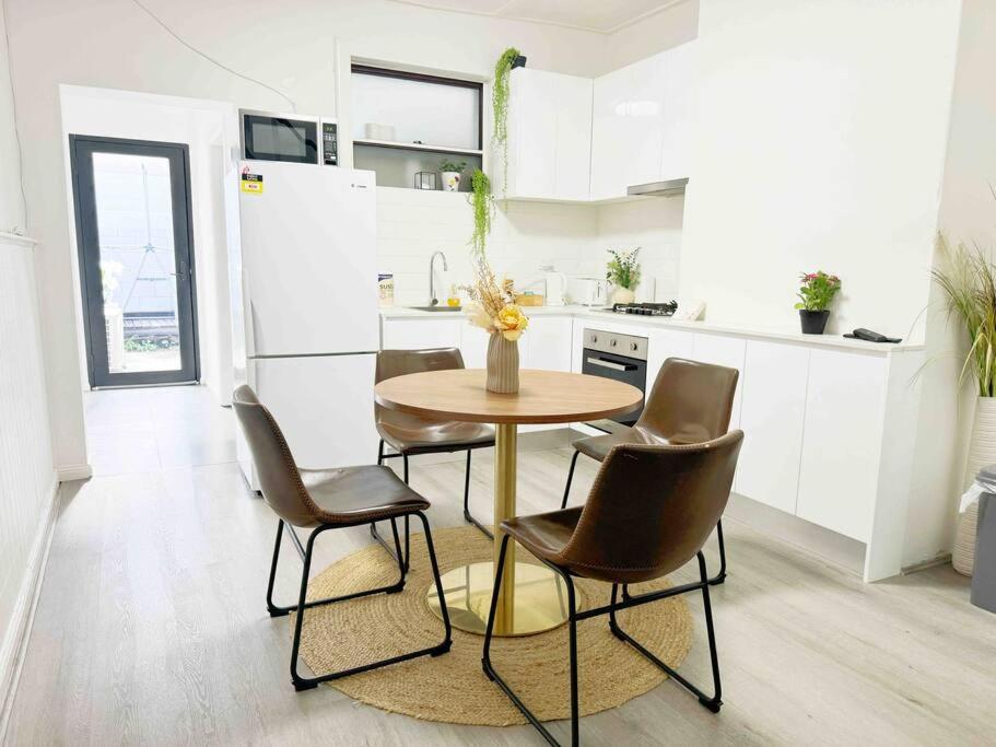Image of Central 3BR & Central station&Chinatown-5 mins walk