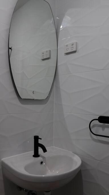 Image 5 of Convenient studio – Surry Hills