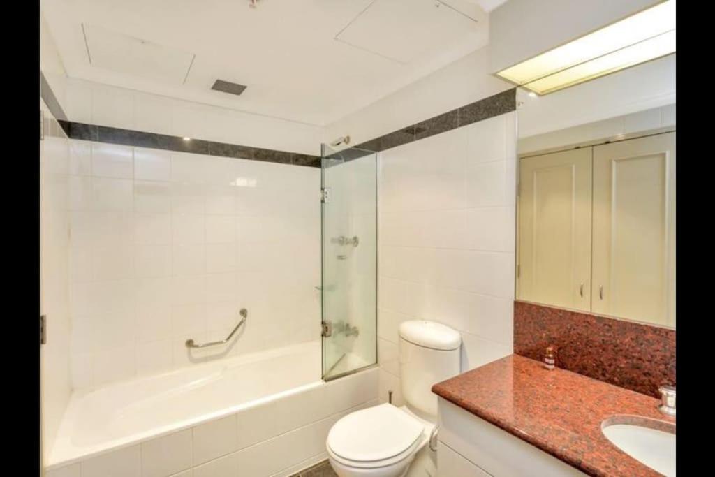 Image 2 of Darling Harbour 2 Bedroom Apartment