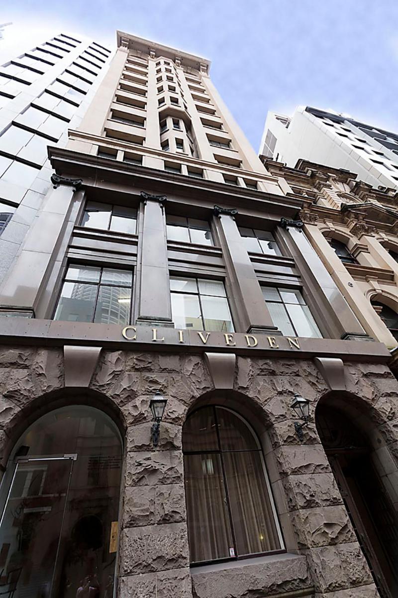 Image 3 of Downtown Sydney CBD Executive Apartment with Pool