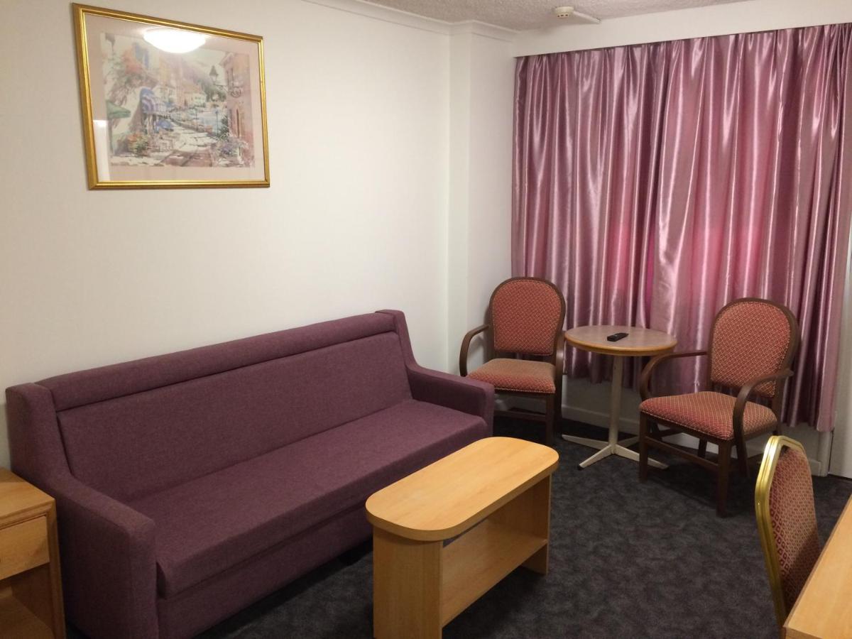 Image 3 of Edgecliff Lodge Motel