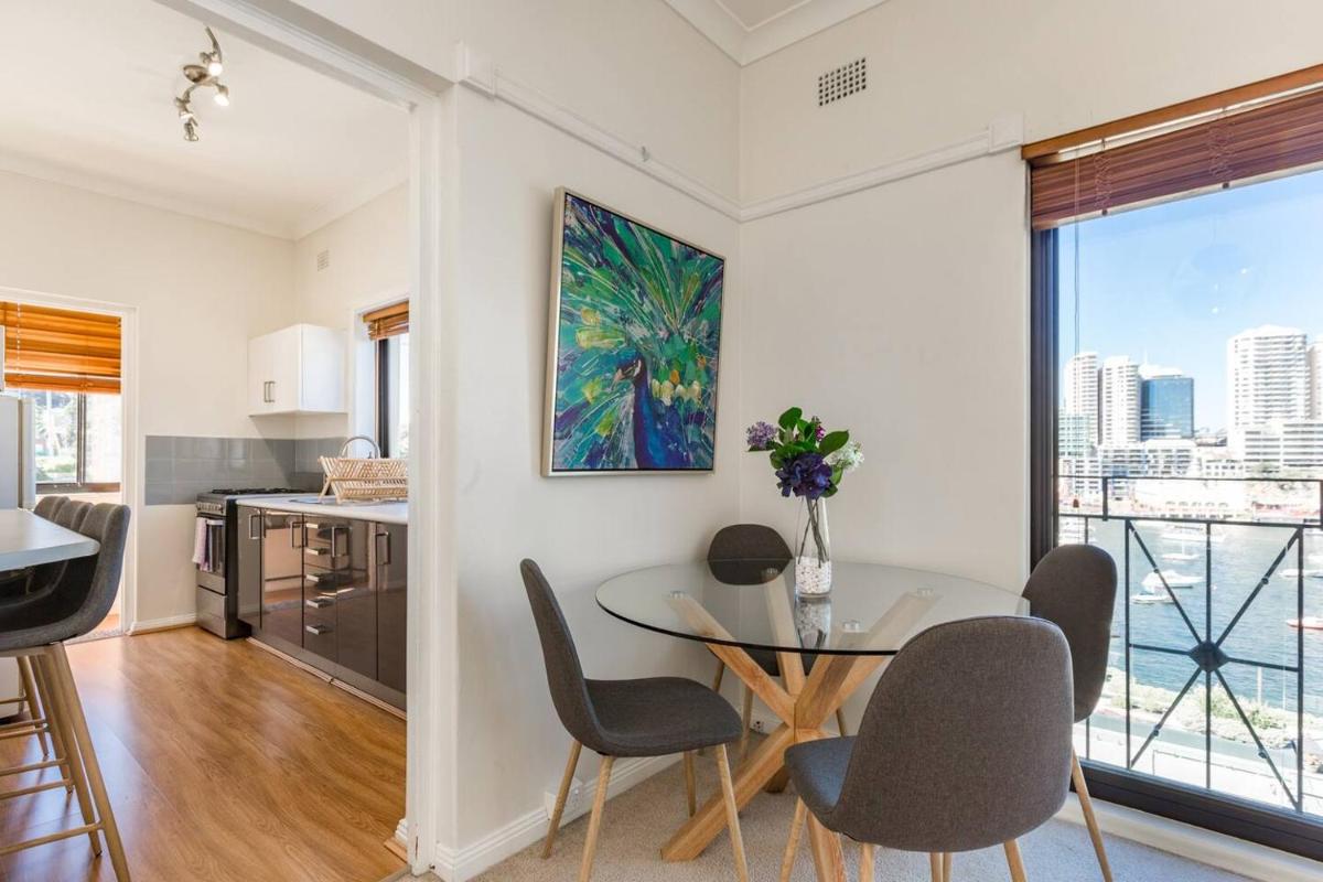 Image 3 of Harbourfront Art Deco Hall – Sought-after in Sydney