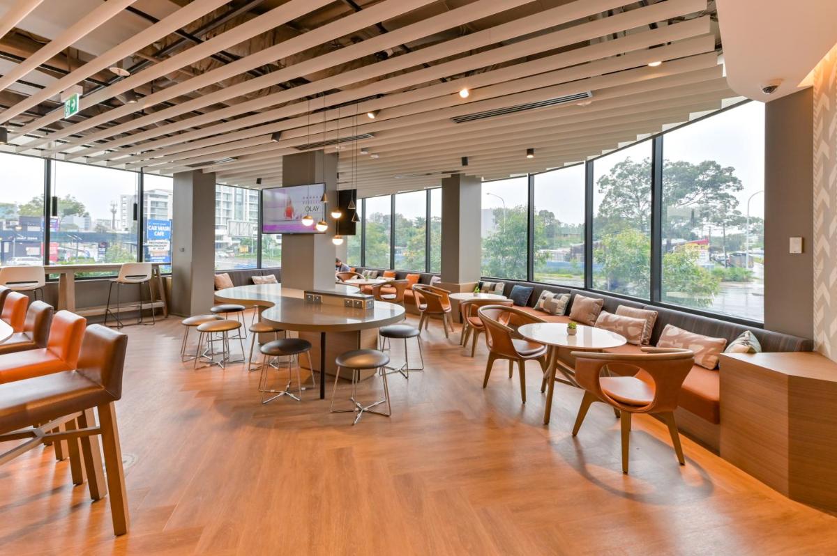 Image 1 of Holiday Inn Express Sydney Airport by IHG
