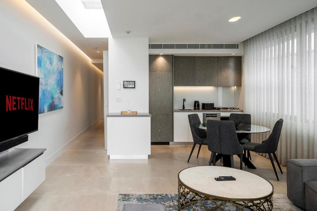 Image 3 of Inviting 2BR Unit with Parking near Coogee Beach