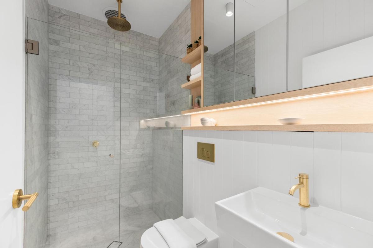 Image 2 of Luxe Central Studio 2 – Close to Randwick
