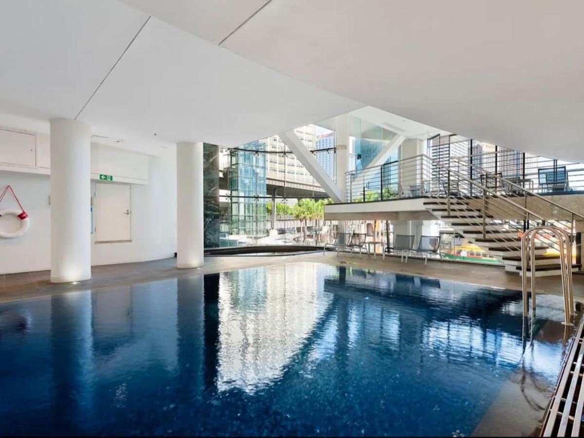 Image 3 of Luxurious Apartment Only 250m Walk to Opera House