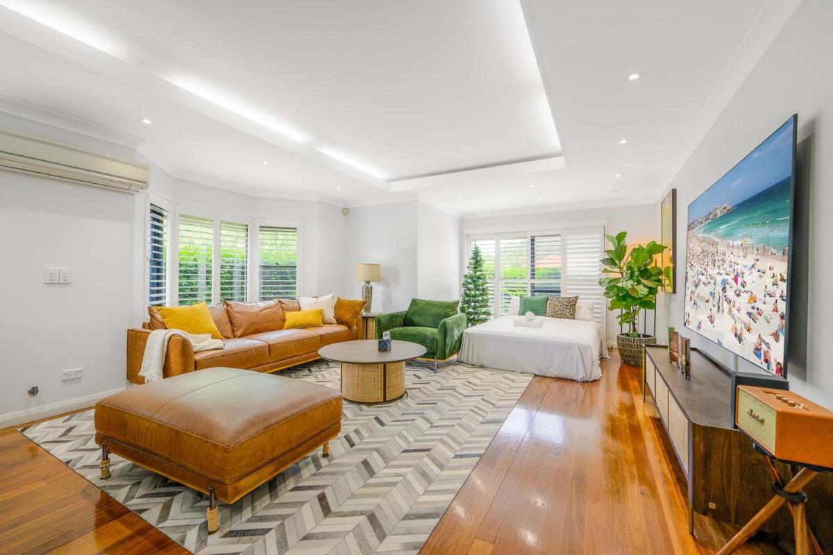 Image 5 of Maroubra Gem Close to Beach Sleep 16