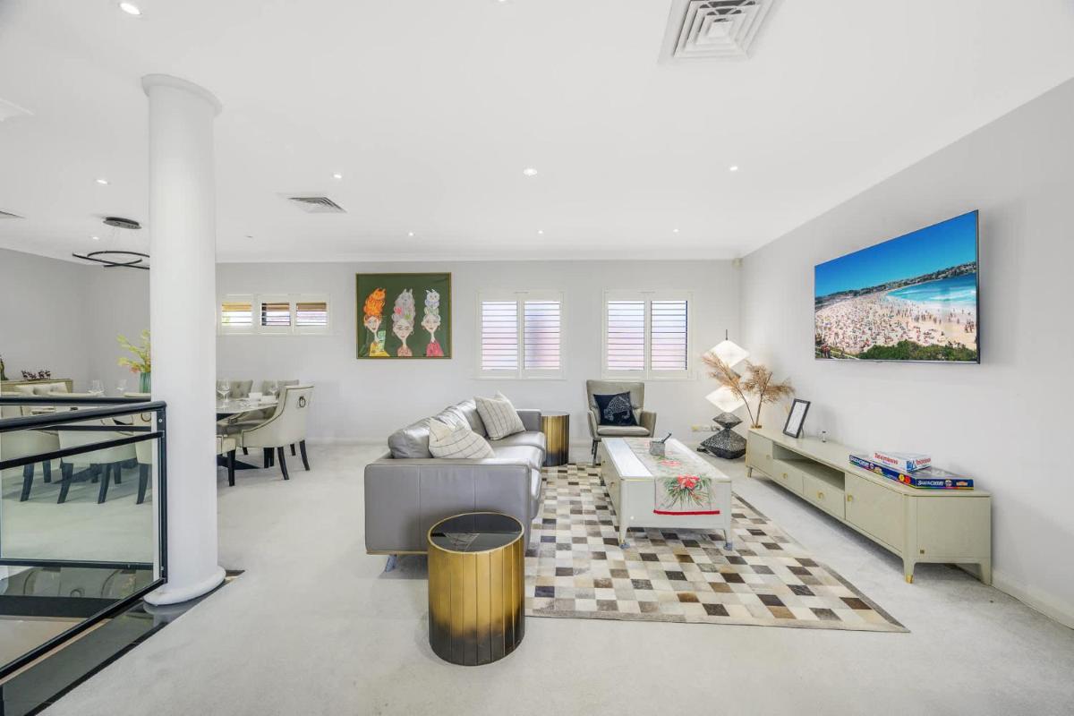 Image 6 of Maroubra Gem Close to Beach Sleep 16