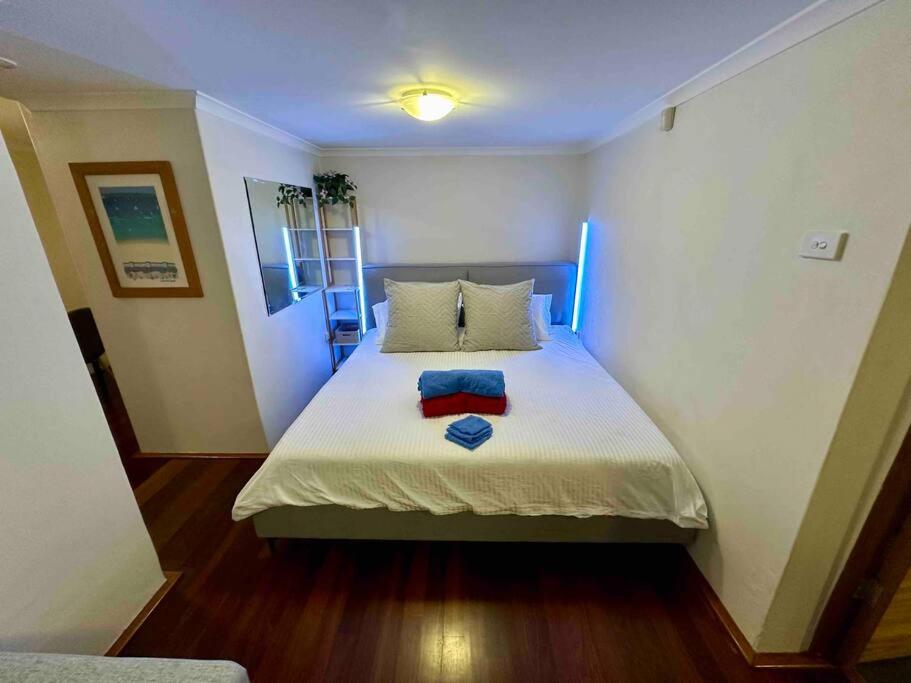 Image 1 of NY Special Granny Flat in Mosman