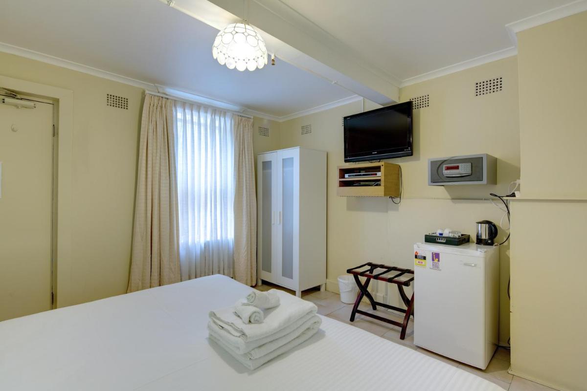 Image 4 of Neutral Bay Lodge